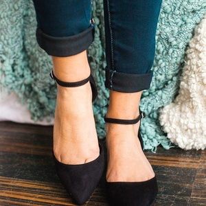 Steve Madden Ankle Strap Pointed Flats